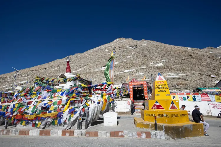 24593Changa La Pass.jpg
